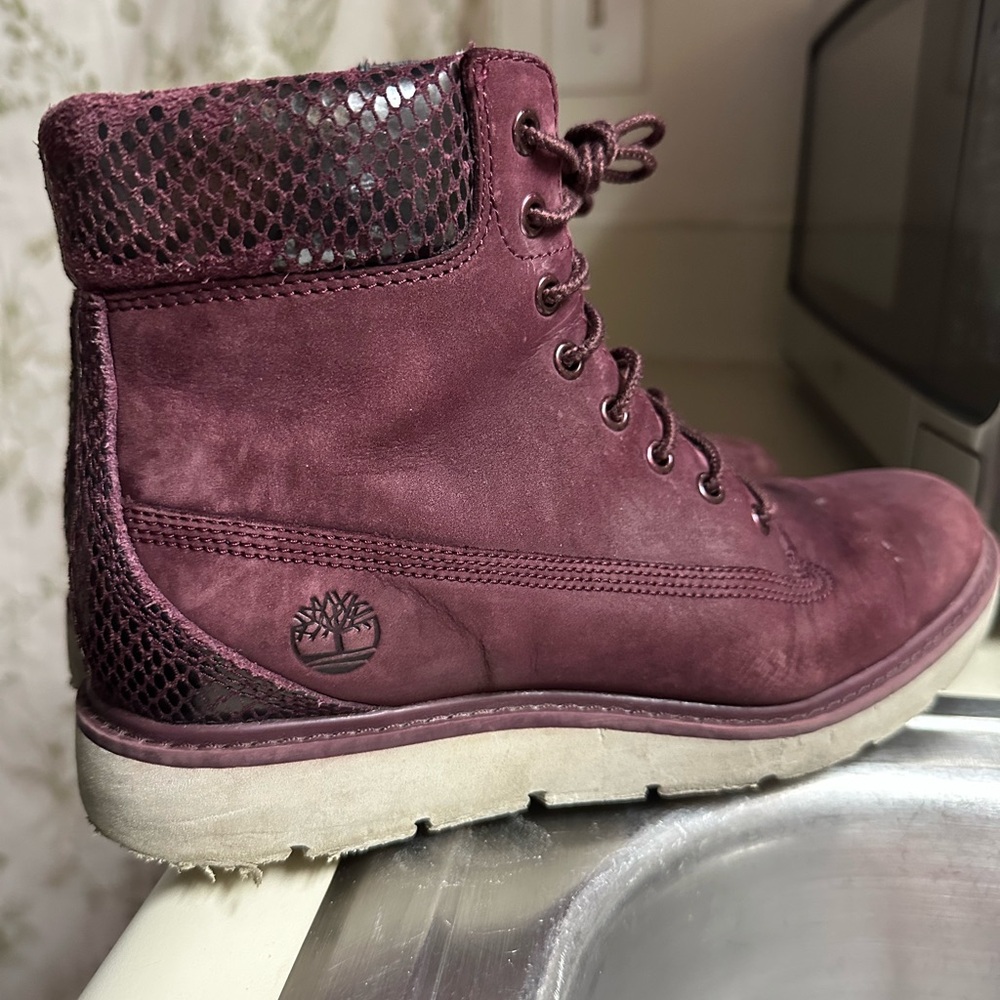 Timberland Women's Burgundy Ankle Boots